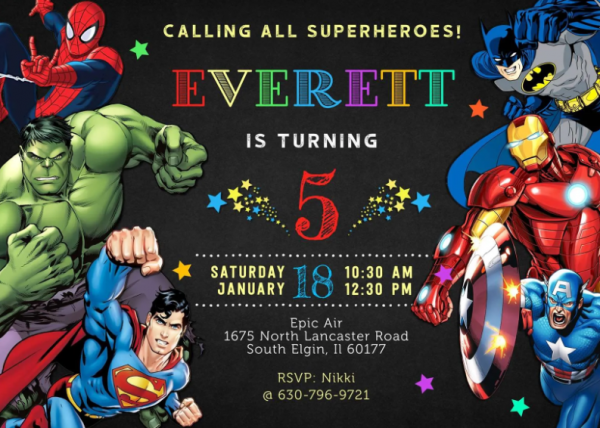 Desain undangan dengan tema superhero